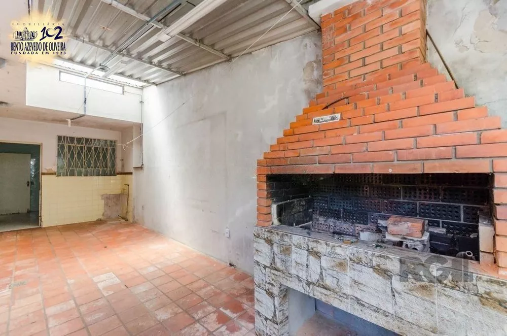 Casa, 3 quartos, 318 m² - Foto 1