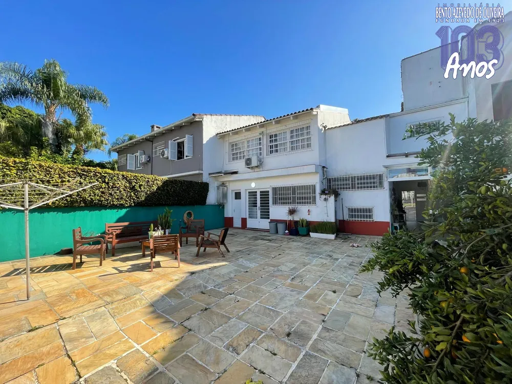 Casa, 4 quartos, 325 m² - Foto 1