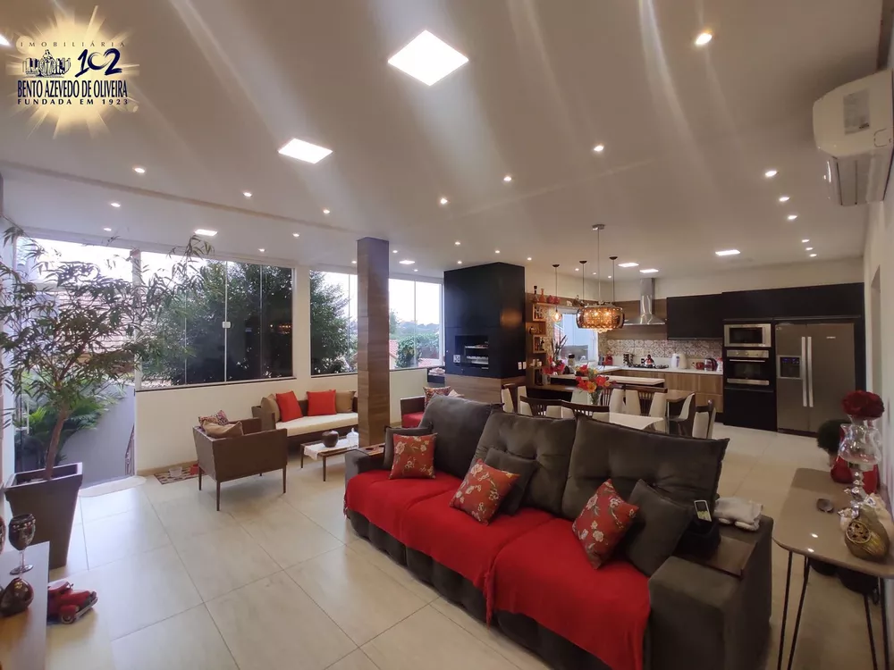 Casa, 3 quartos, 224 m² - Foto 3
