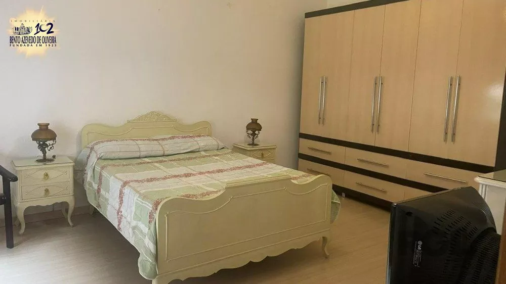 Casa, 4 quartos, 272 m² - Foto 1