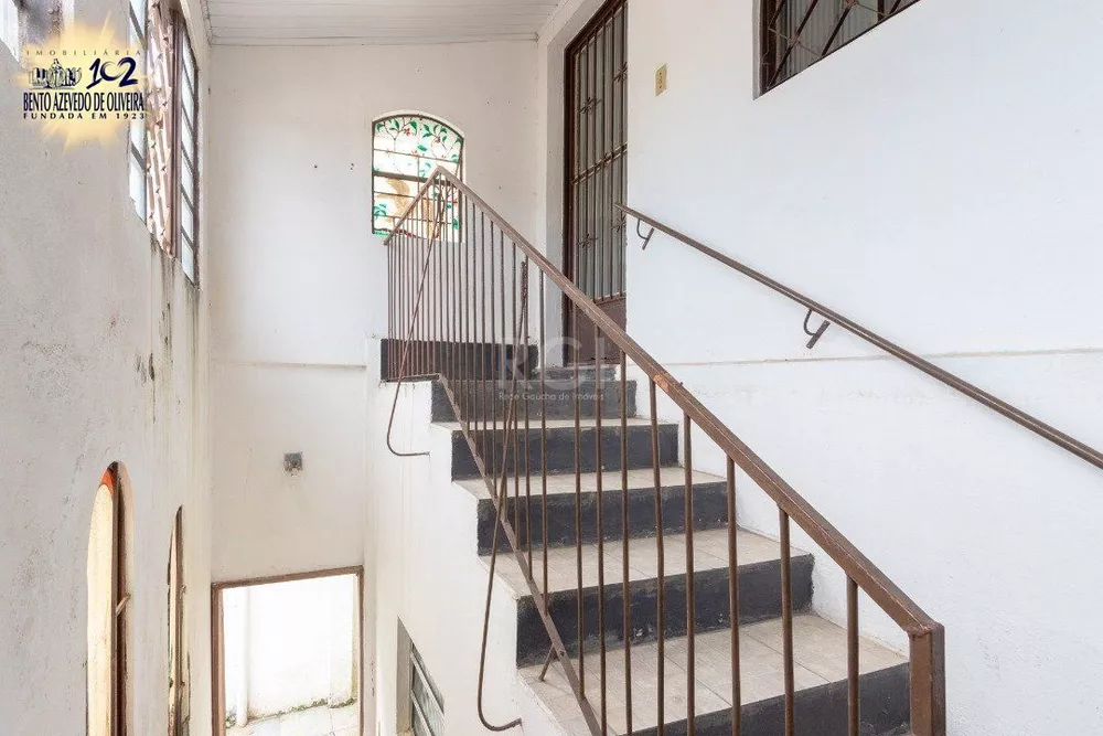 Casa, 6 quartos, 149 m² - Foto 1