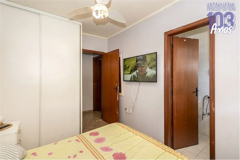 Casa, 4 quartos, 250 m² - Foto 4