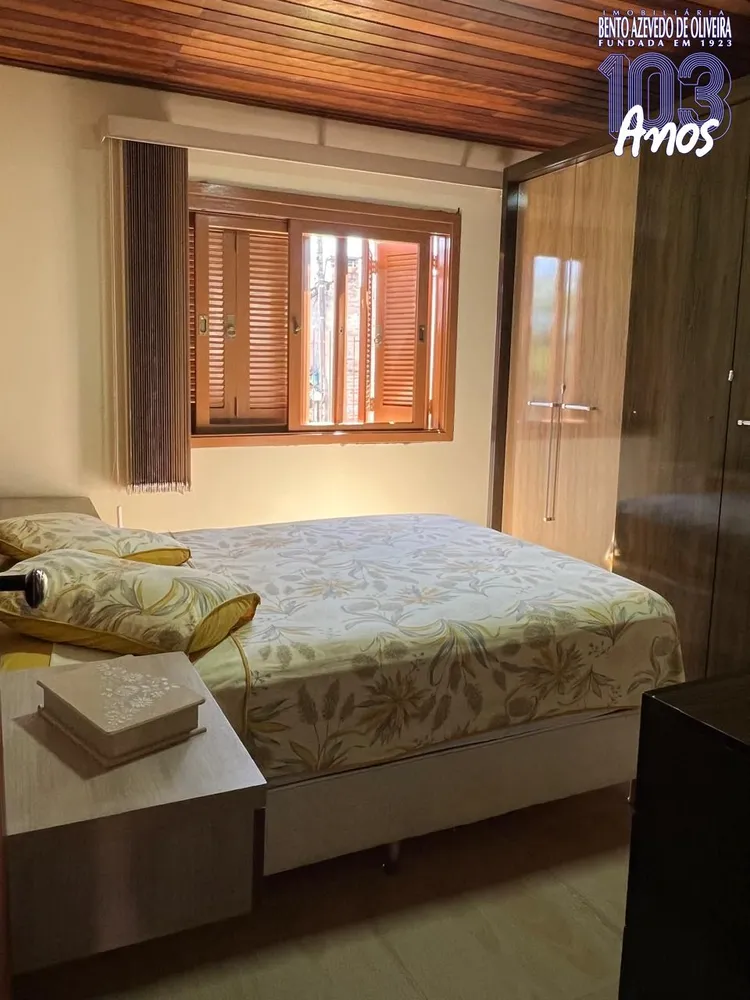 Casa, 4 quartos, 250 m² - Foto 1