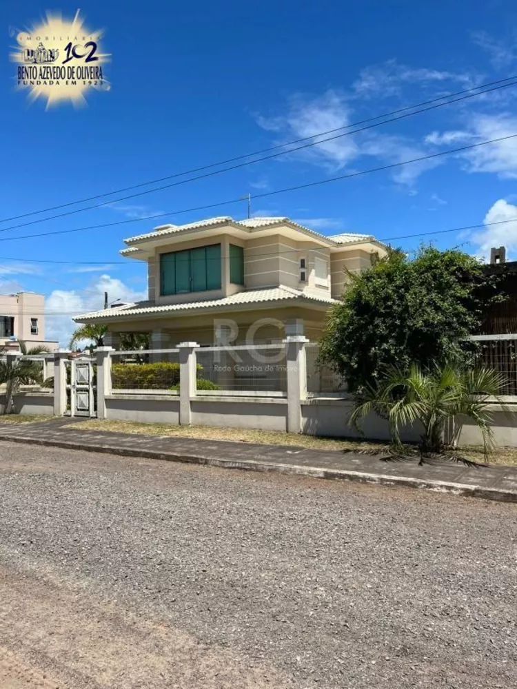 Casa, 4 quartos, 320 m² - Foto 1