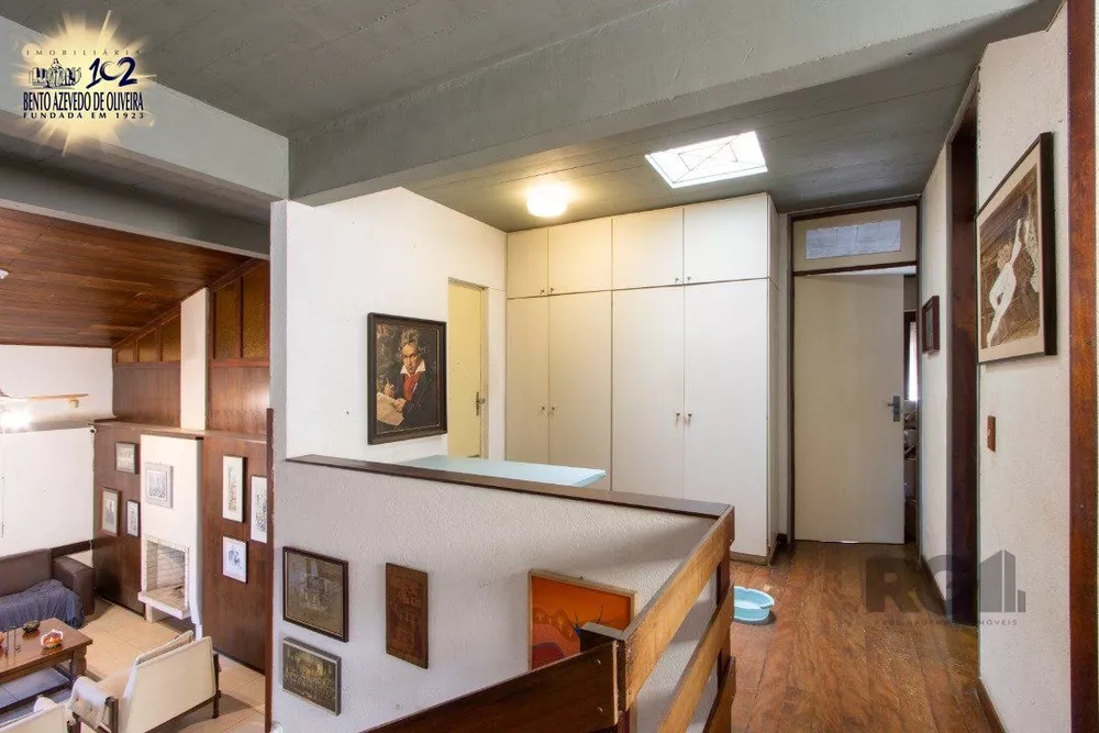 Casa, 3 quartos, 266 m² - Foto 1
