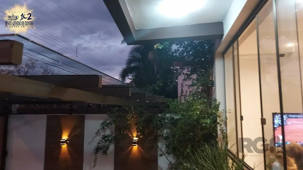 Casa, 3 quartos, 210 m² - Foto 1