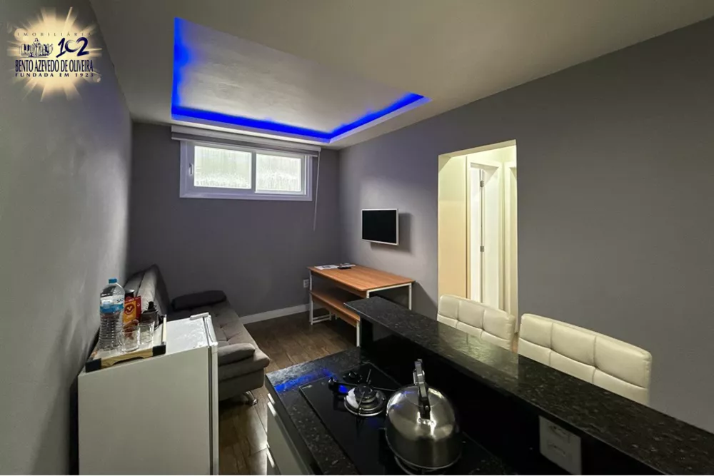 Casa, 5 quartos, 195 m² - Foto 1