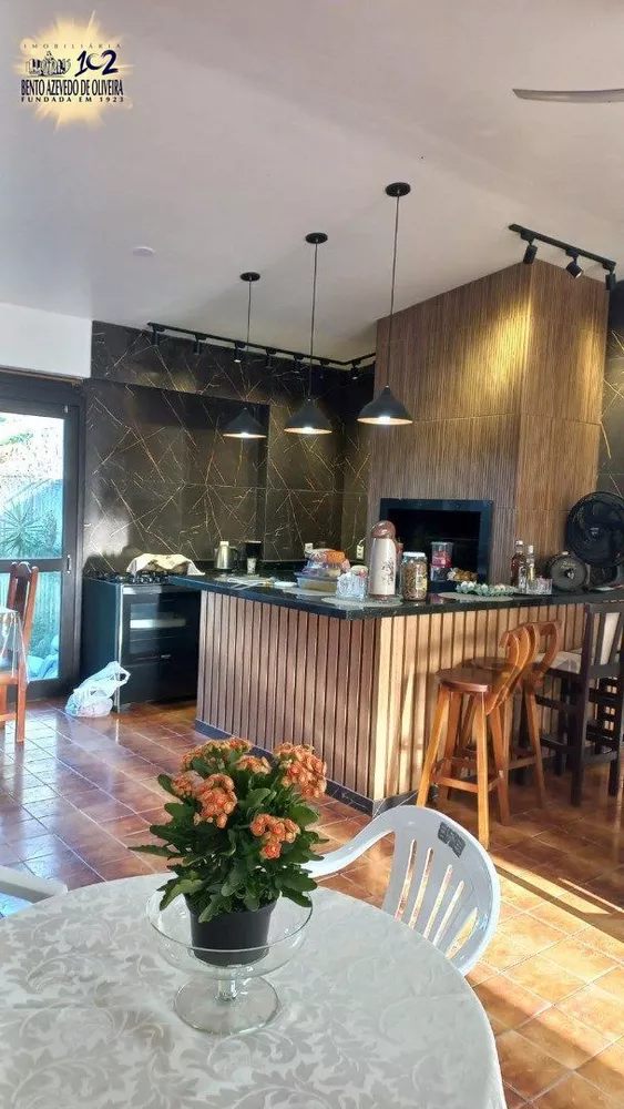 Casa, 3 quartos, 250 m² - Foto 7