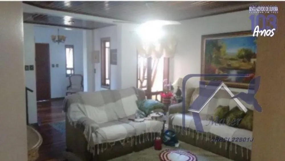 Casa, 4 quartos, 318 m² - Foto 1