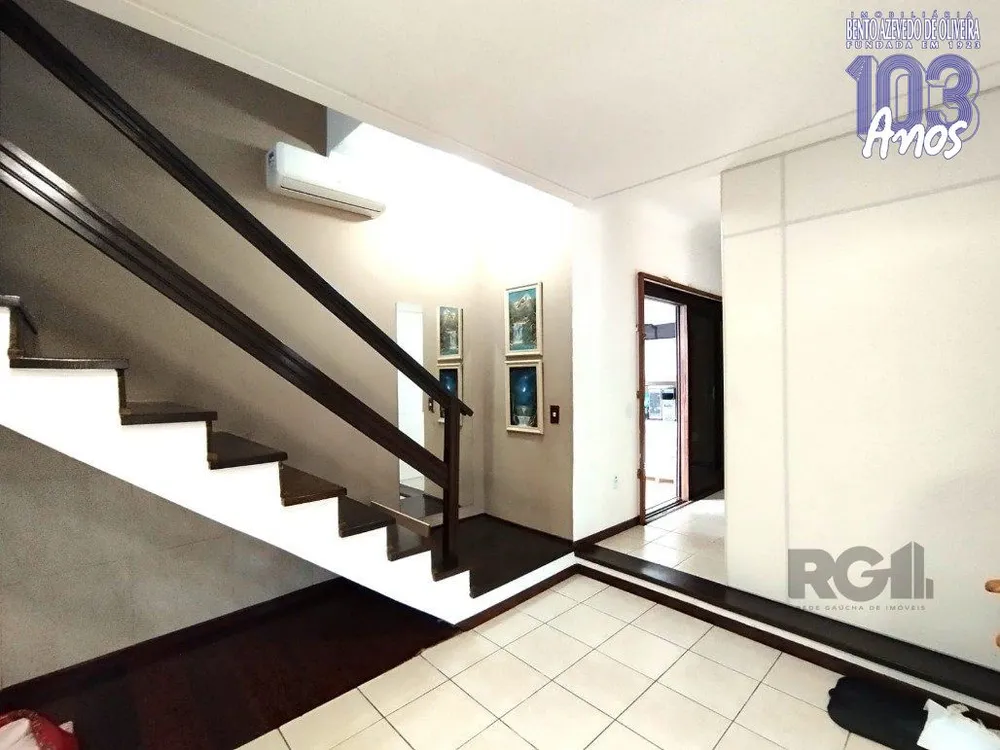 Casa, 3 quartos, 232 m² - Foto 2