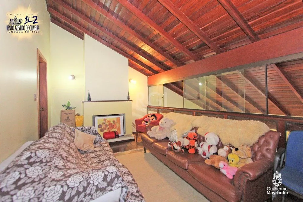 Casa, 3 quartos, 326 m² - Foto 1