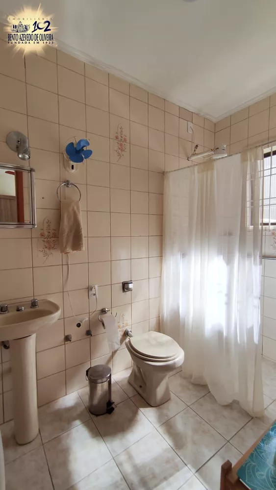 Casa, 4 quartos, 153 m² - Foto 1