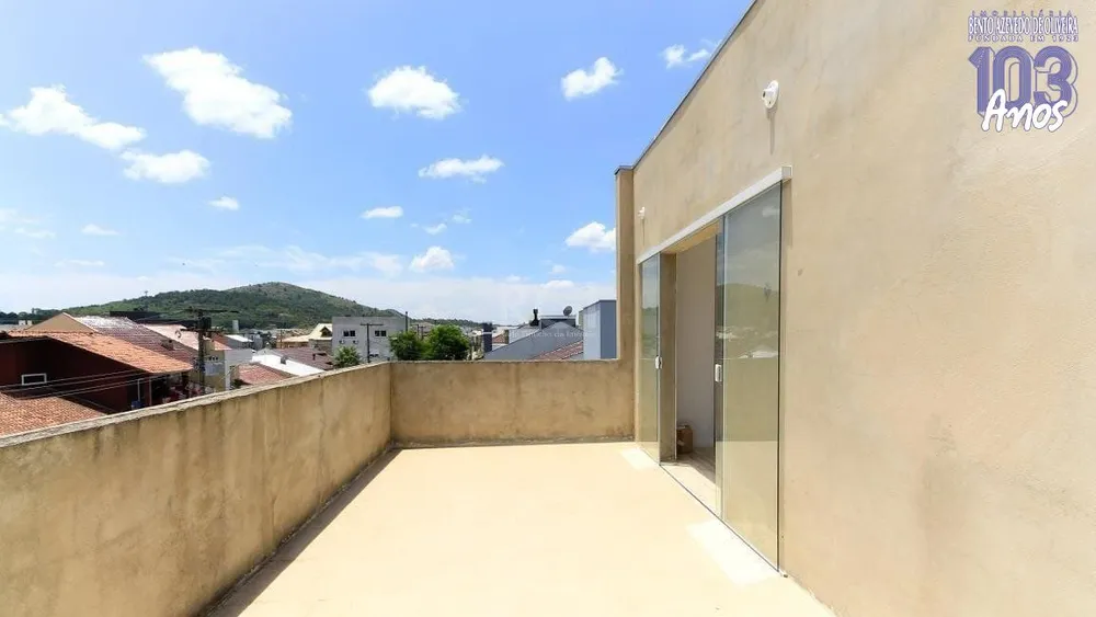 Casa, 3 quartos, 210 m² - Foto 2