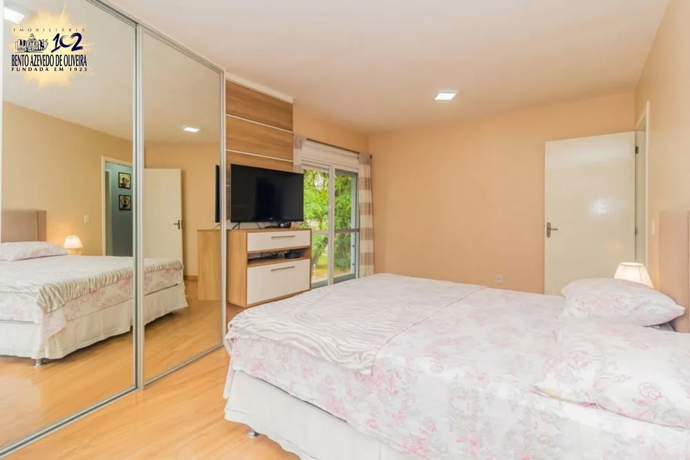Casa, 3 quartos, 131 m² - Foto 1