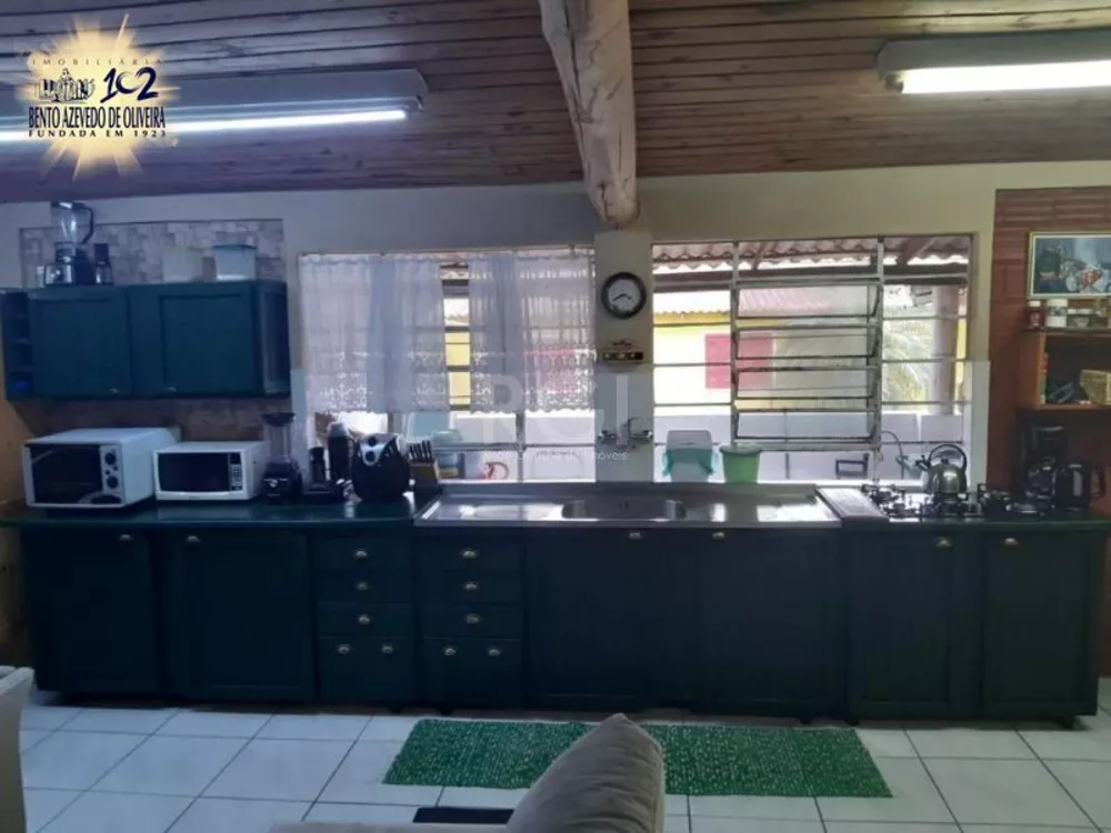 Chácara, 4 quartos, 3000 m² - Foto 1