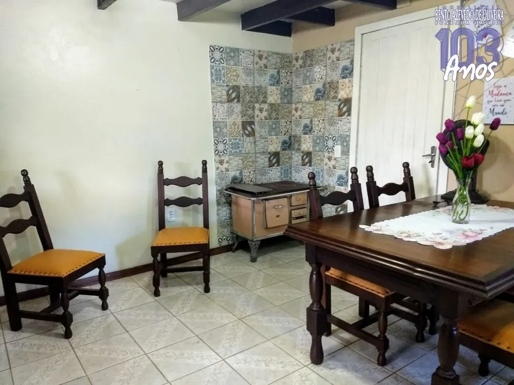Casa, 4 quartos, 200 m² - Foto 1
