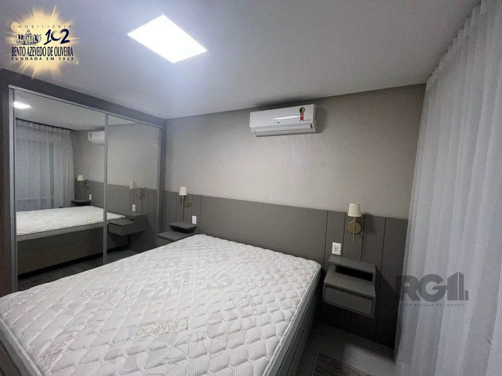 Cobertura, 3 quartos, 215 m² - Foto 2