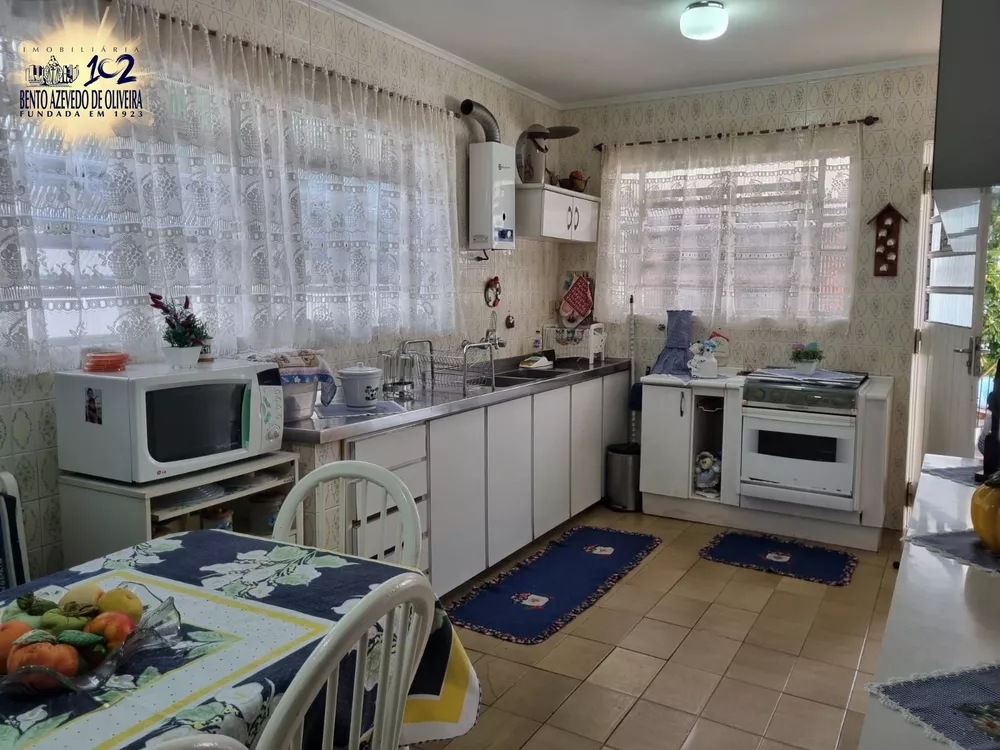 Casa, 3 quartos, 230 m² - Foto 8