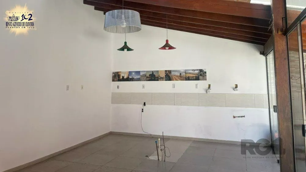 Casa, 2 quartos, 200 m² - Foto 1
