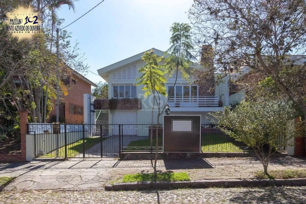 Casa, 3 quartos, 174 m² - Foto 1