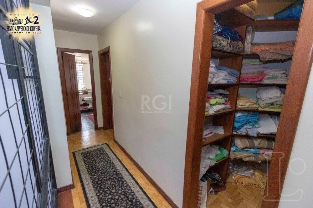 Casa, 4 quartos, 349 m² - Foto 2