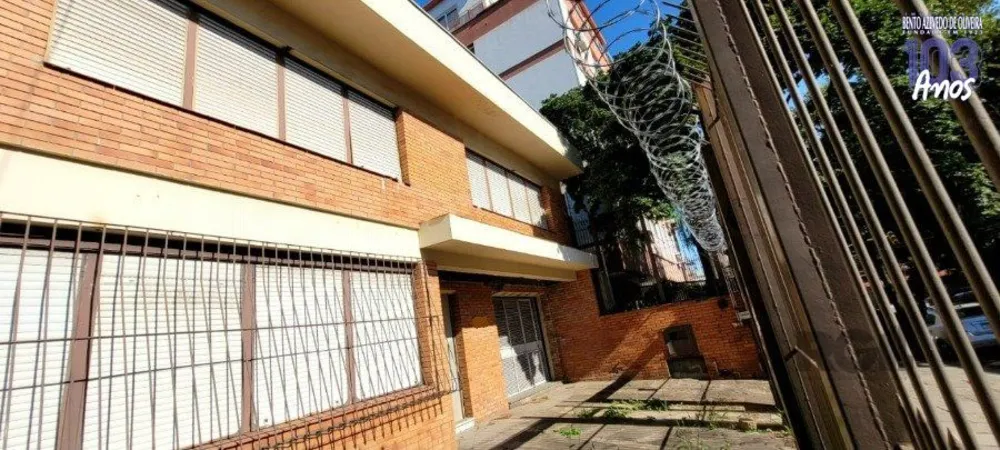 Casa, 4 quartos, 304 m² - Foto 1