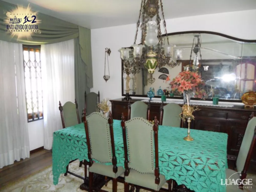 Casa, 3 quartos, 283 m² - Foto 1