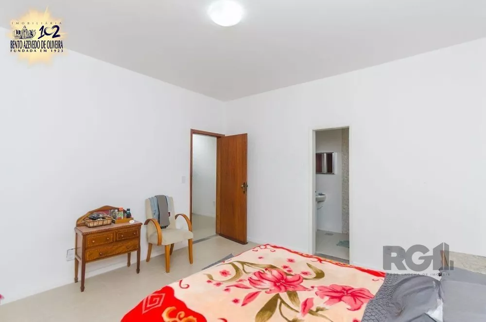Casa, 4 quartos, 224 m² - Foto 1
