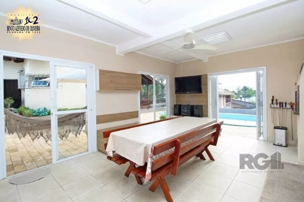 Casa, 3 quartos, 245 m² - Foto 3