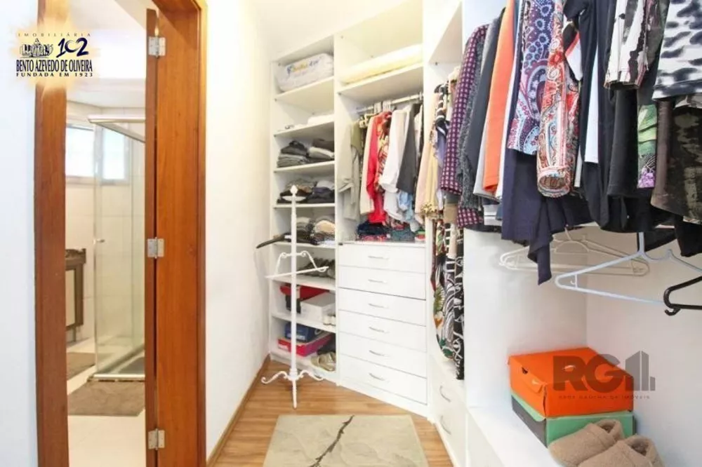 Casa, 3 quartos, 245 m² - Foto 2