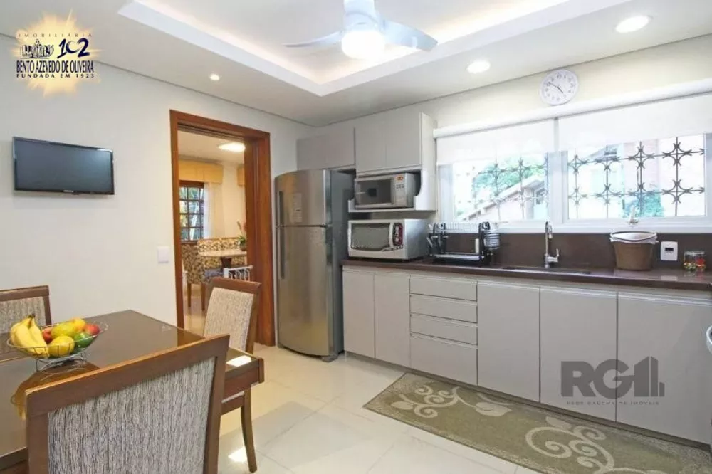 Casa, 3 quartos, 245 m² - Foto 4