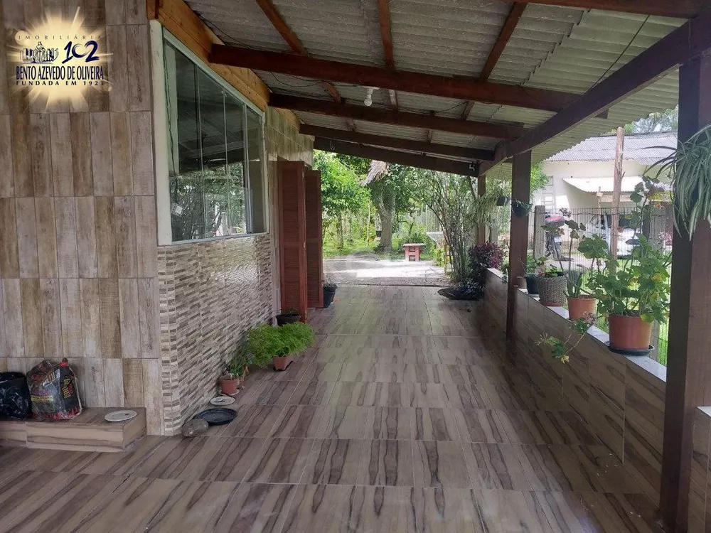 Casa, 4 quartos, 121 m² - Foto 1