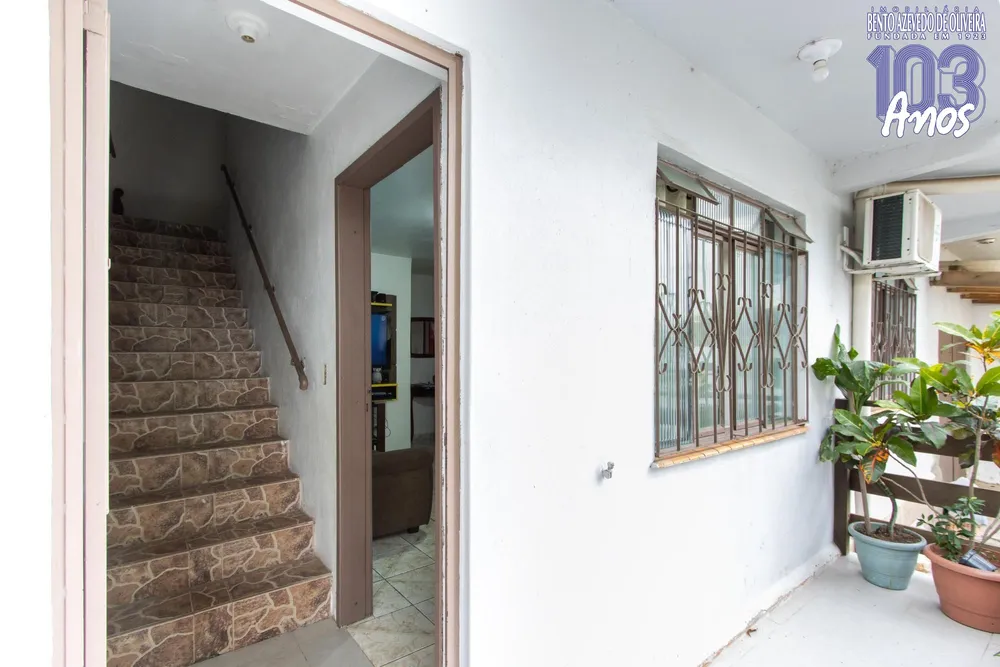 Casa, 4 quartos, 181 m² - Foto 1