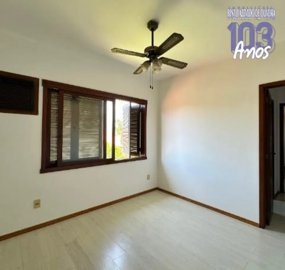 Casa, 3 quartos, 286 m² - Foto 1