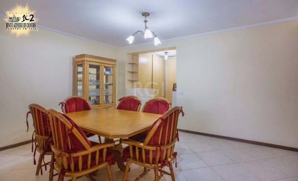 Casa, 3 quartos, 309 m² - Foto 1