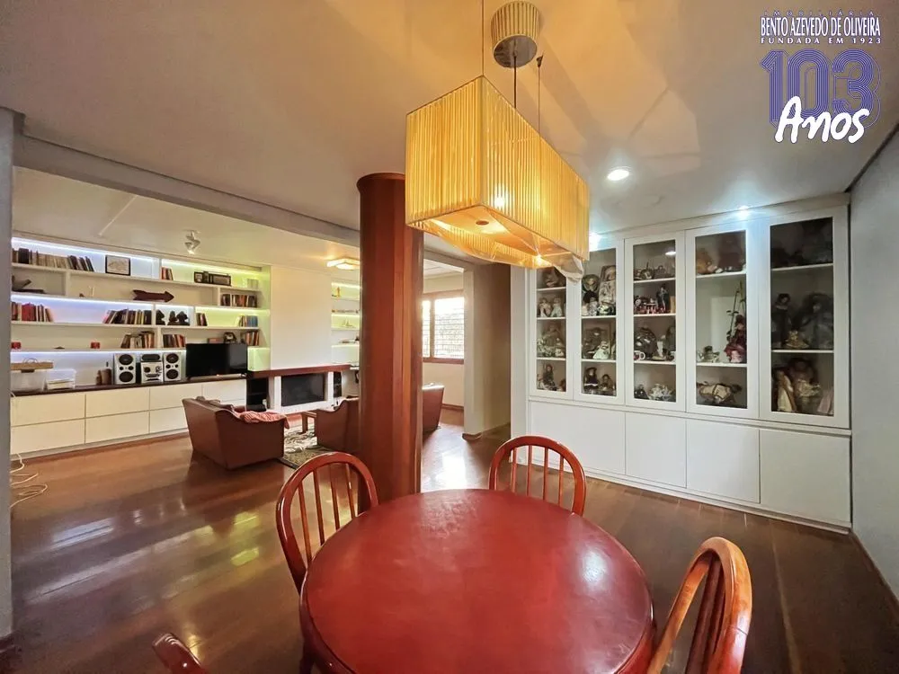 Casa, 5 quartos, 385 m² - Foto 1