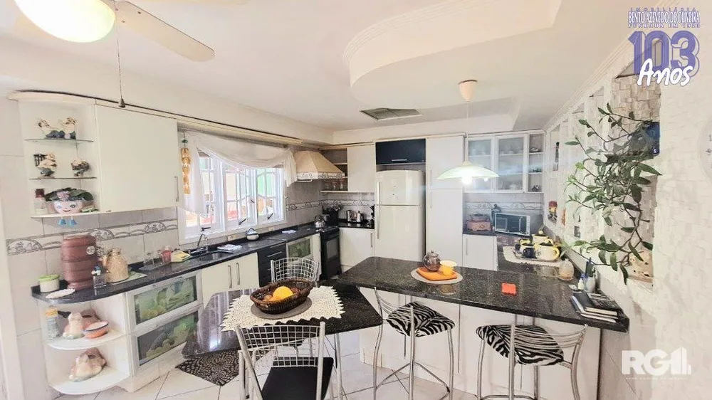 Casa, 3 quartos, 250 m² - Foto 1