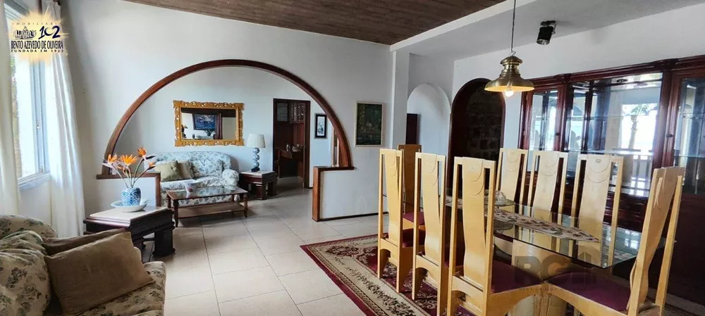 Casa, 3 quartos, 347 m² - Foto 1