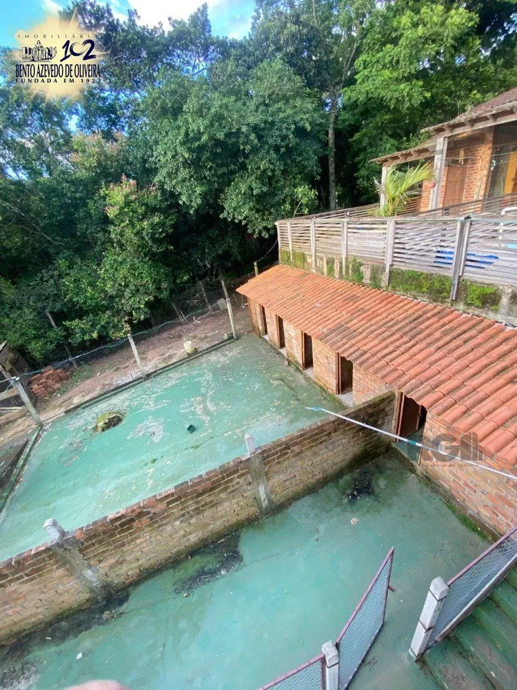 Chácara, 3 quartos, 1689 m² - Foto 1