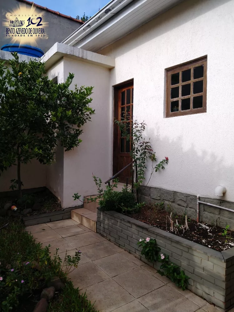 Casa, 4 quartos, 133 m² - Foto 1