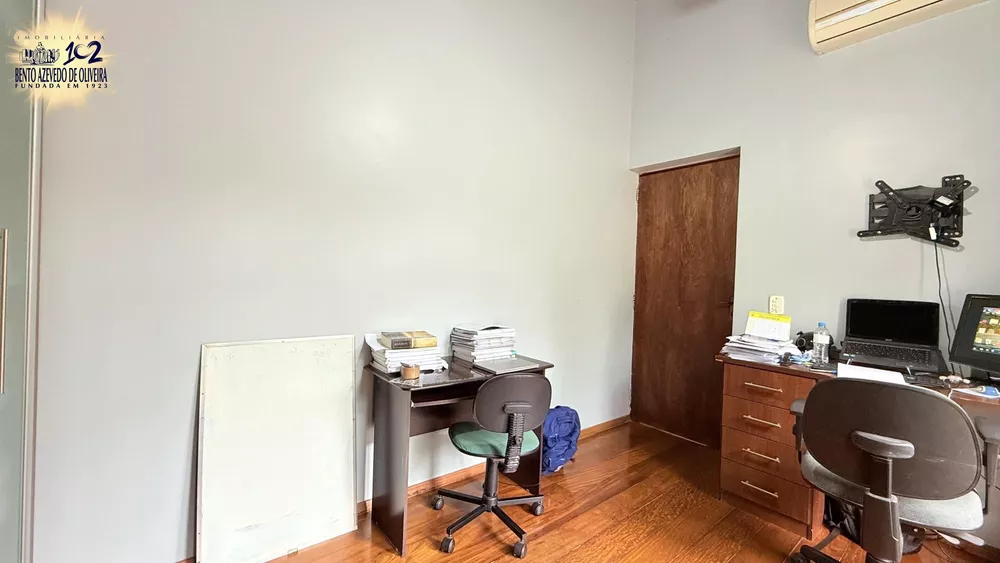 Casa, 4 quartos, 260 m² - Foto 4