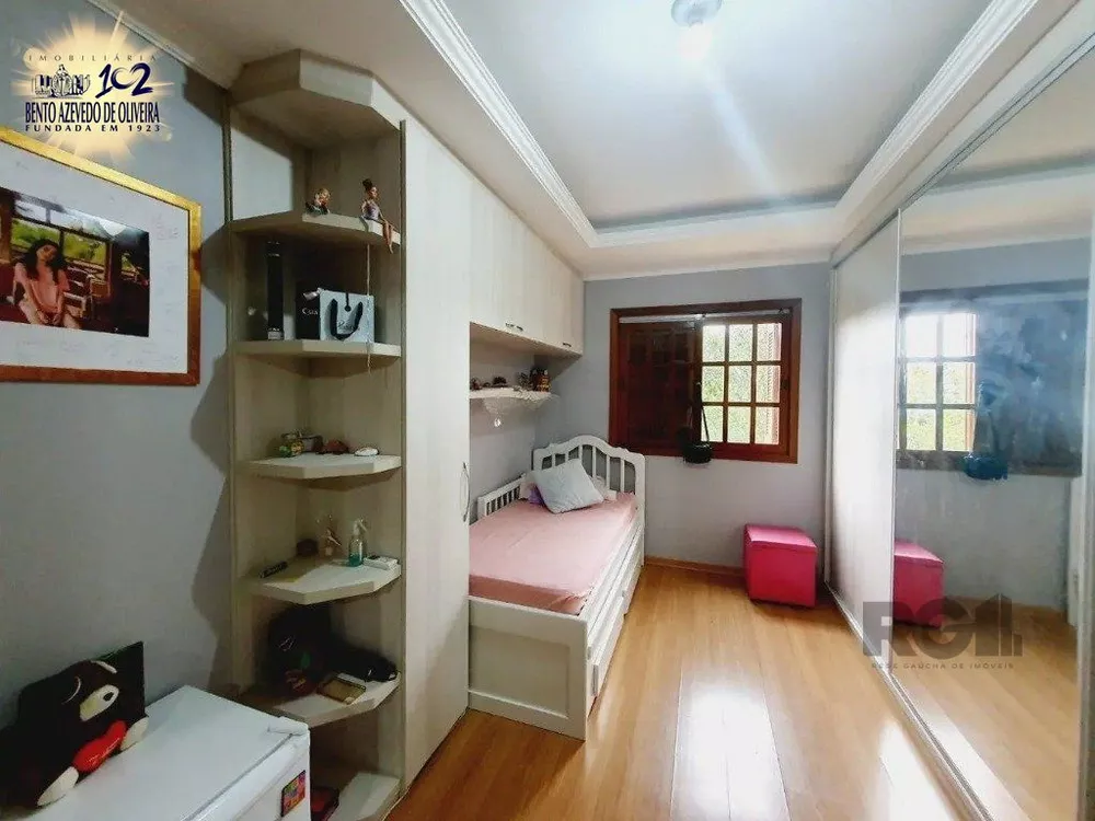 Casa, 3 quartos, 234 m² - Foto 3