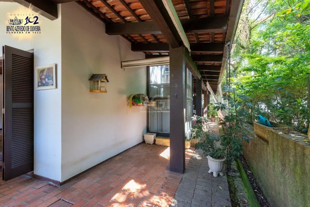 Casa, 4 quartos, 357 m² - Foto 2