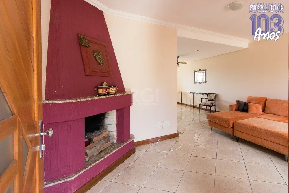 Casa, 3 quartos, 204 m² - Foto 1