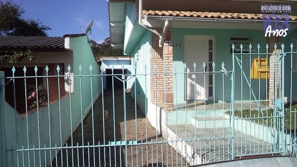 Casa, 6 quartos, 150 m² - Foto 1
