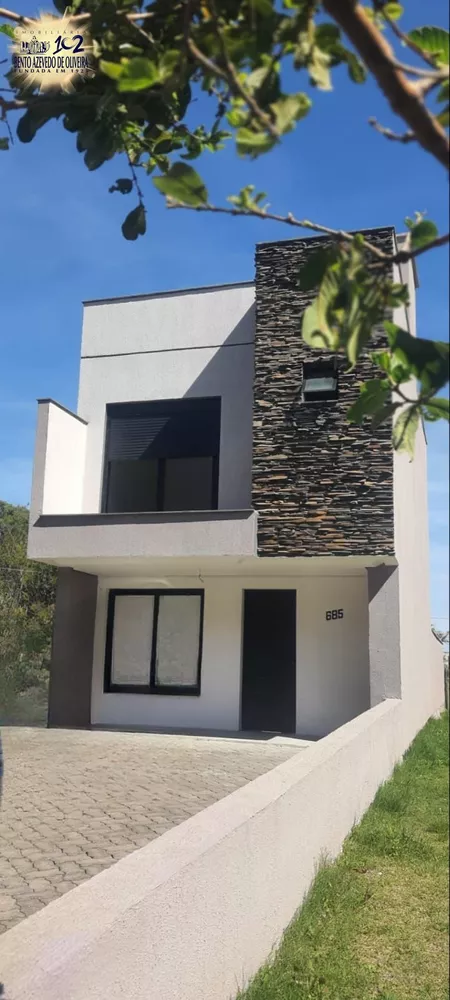 Casa, 3 quartos, 100 m² - Foto 1