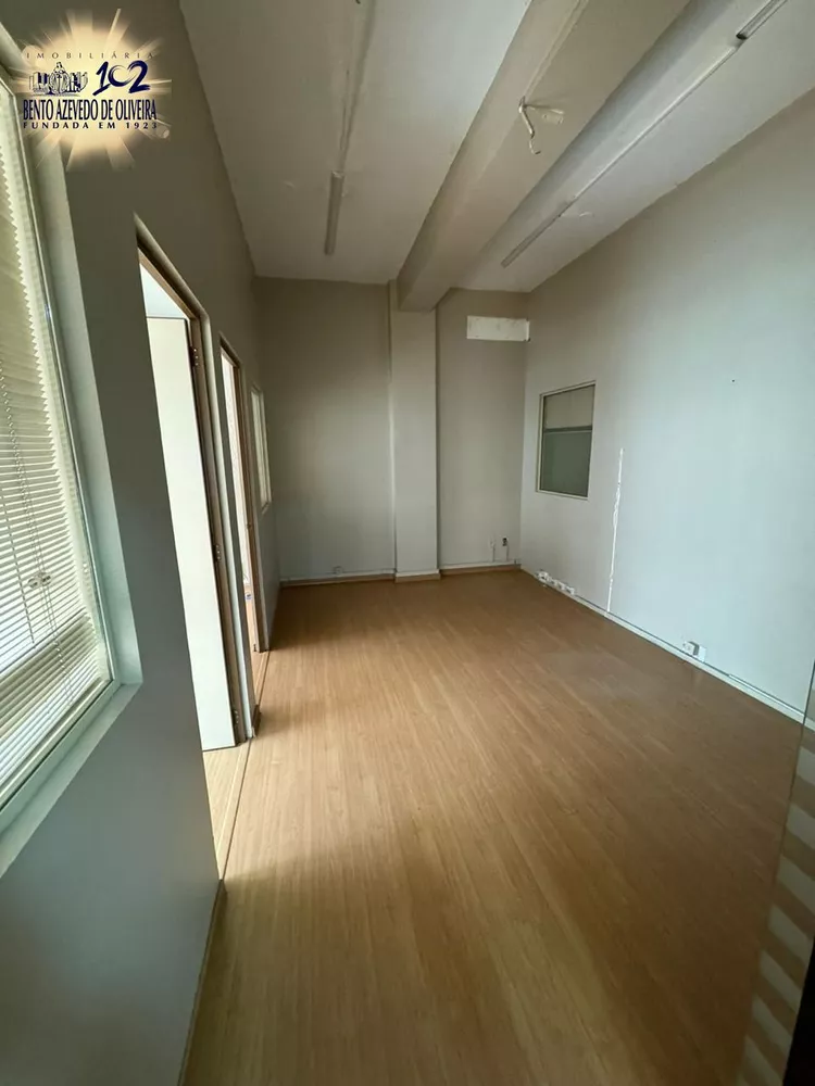 Sala-Conjunto, 195 m² - Foto 1