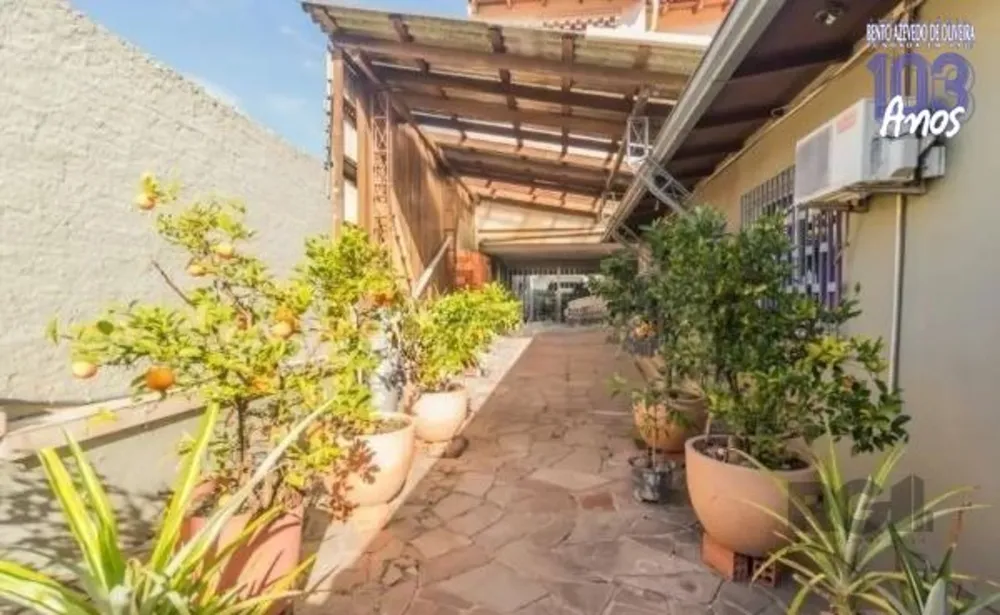 Casa, 8 quartos, 442 m² - Foto 1