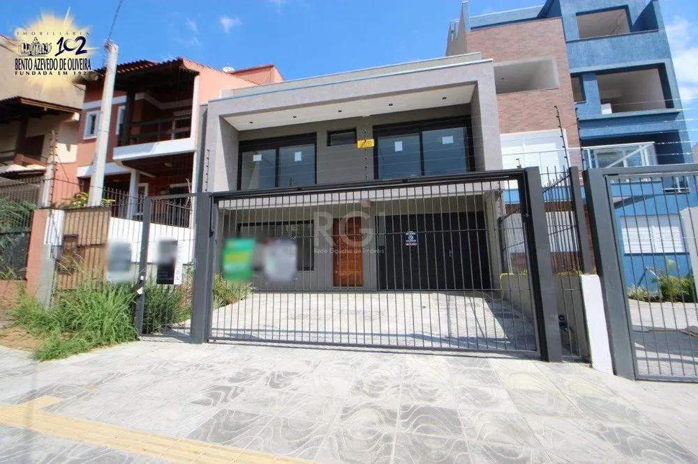 Casa, 3 quartos, 190 m² - Foto 1