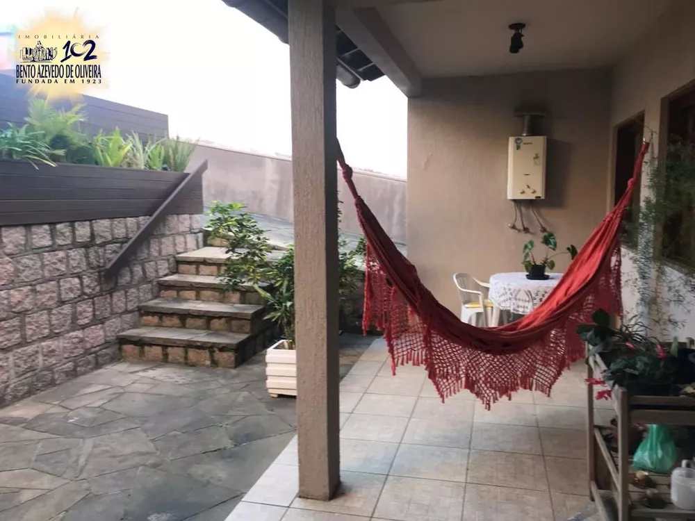 Casa, 3 quartos, 300 m² - Foto 1